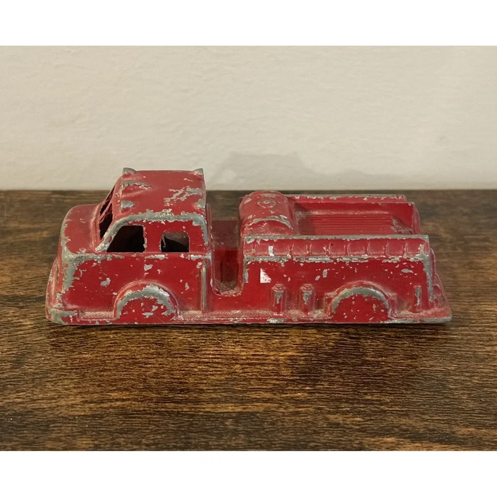 VTG 1950's Diecast Metal Midgetoy Fire Engine Pumper Truck Toy Red FD